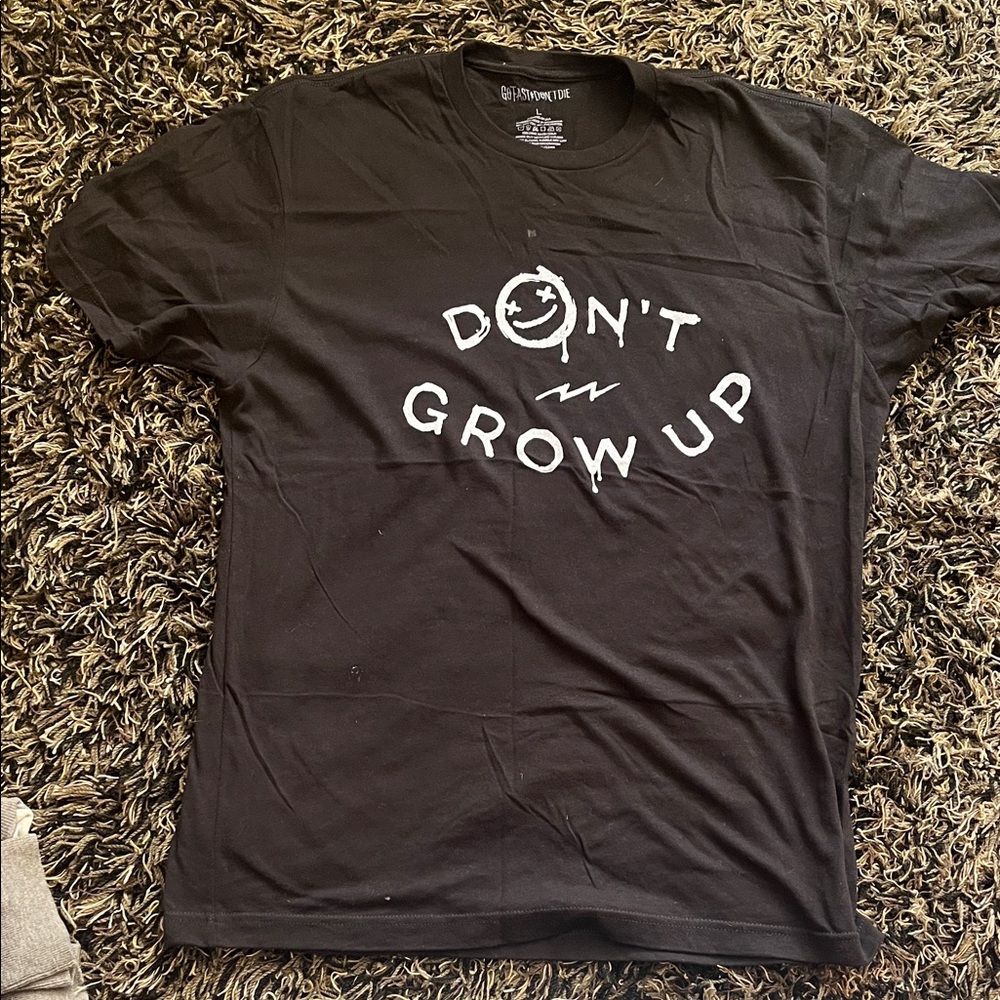 Black 'Don't Grow Up' Graphic Tee